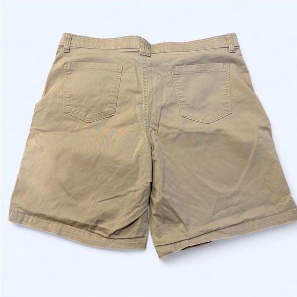 Riders by Lee Women’s Khaki Chino Shorts Size 16 - Picture 3 of 4
